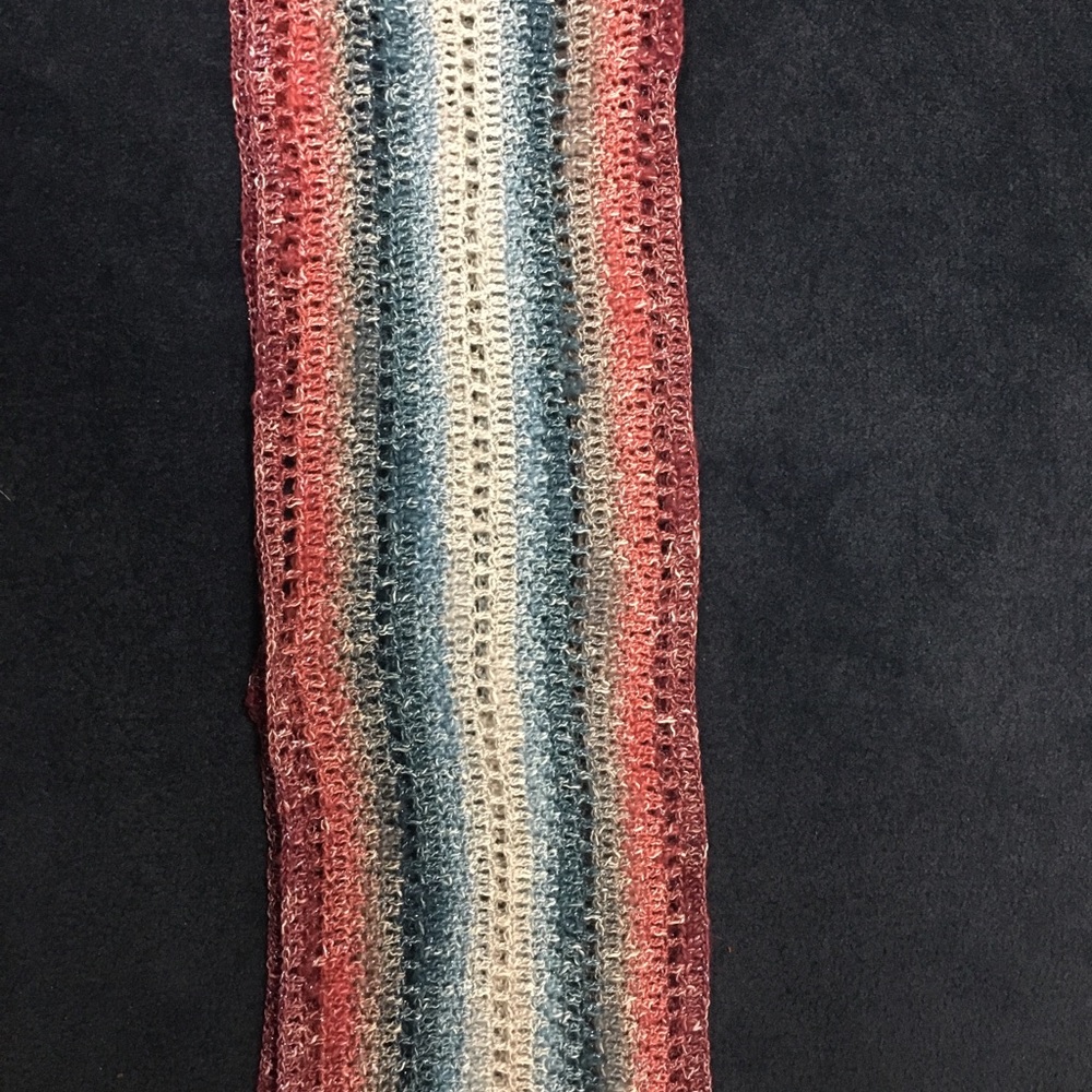 Handmade crocheted infinity scarf coral teal blue - Picture 5 of 5